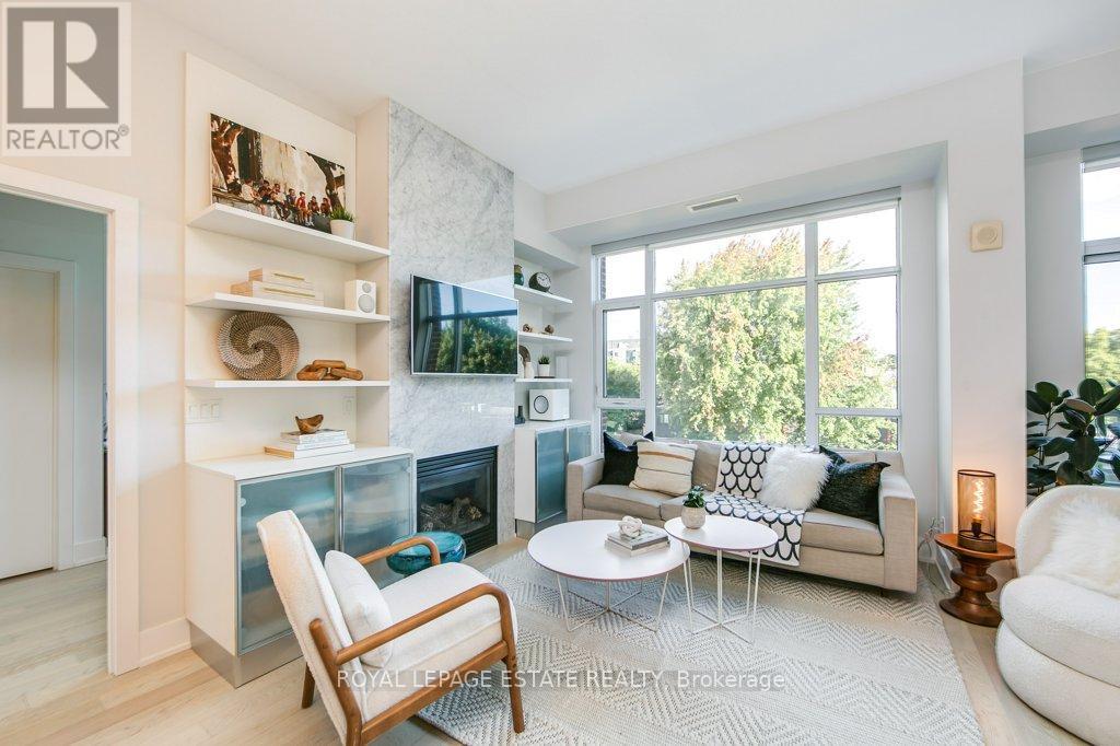 












408 - 66 KIPPENDAVIE AVENUE

,
Toronto,




Ontario
M4L0A4

