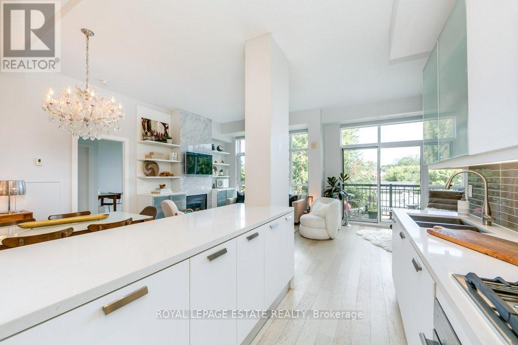 












408 - 66 KIPPENDAVIE AVENUE

,
Toronto,




Ontario
M4L0A4

