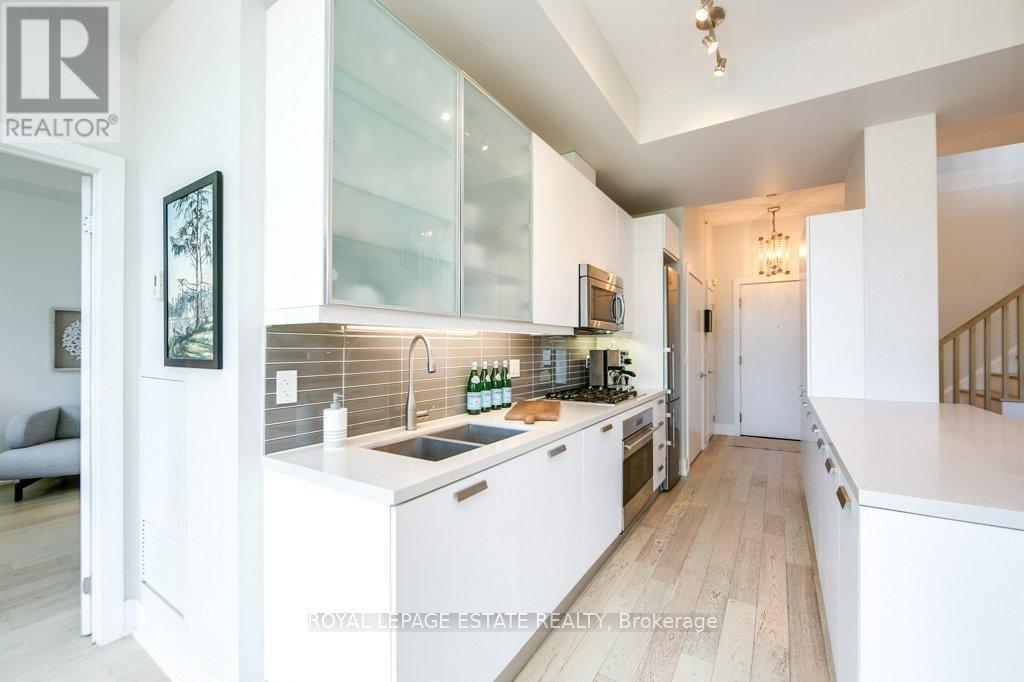 












408 - 66 KIPPENDAVIE AVENUE

,
Toronto,




Ontario
M4L0A4

