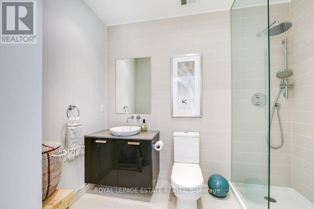 












408 - 66 KIPPENDAVIE AVENUE

,
Toronto,




Ontario
M4L0A4

