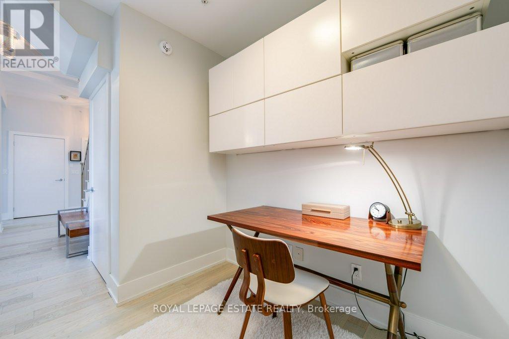 












408 - 66 KIPPENDAVIE AVENUE

,
Toronto,




Ontario
M4L0A4

