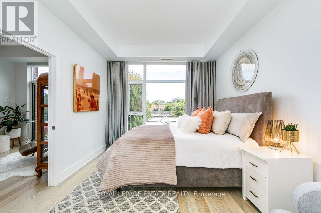 












408 - 66 KIPPENDAVIE AVENUE

,
Toronto,




Ontario
M4L0A4

