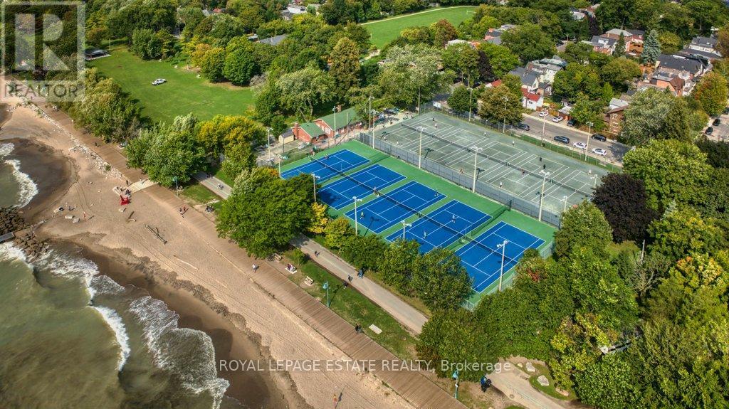 












408 - 66 KIPPENDAVIE AVENUE

,
Toronto,




Ontario
M4L0A4

