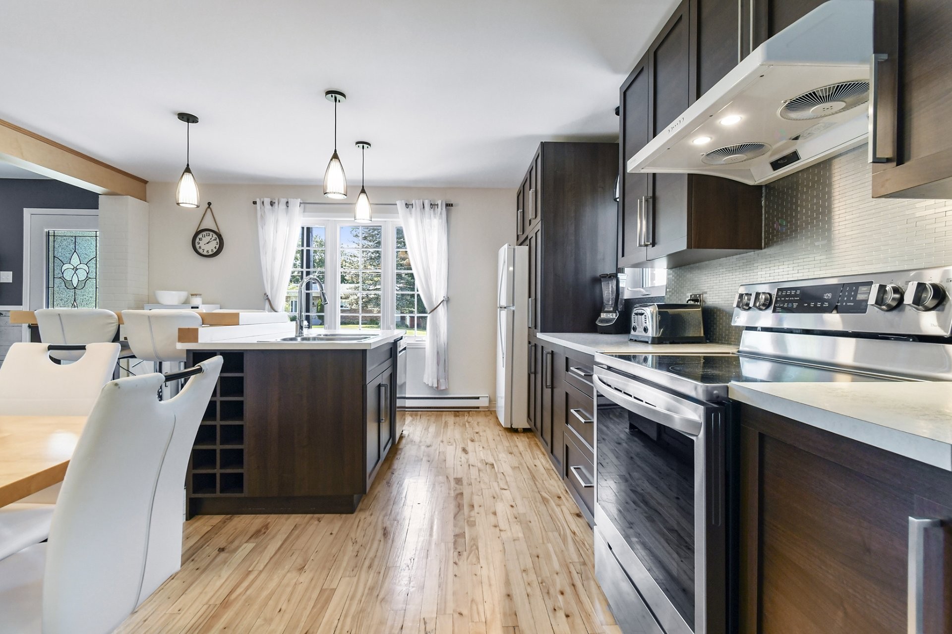 









875


Rg de l'Achigan

,
L'Assomption,




QC
J5W3N3

