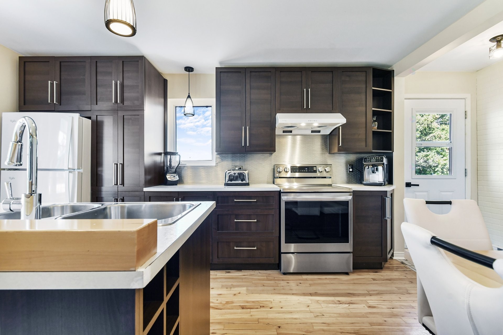 









875


Rg de l'Achigan

,
L'Assomption,




QC
J5W3N3

