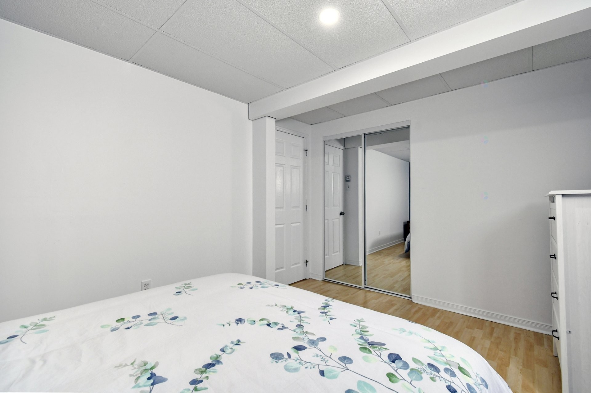 









875


Rg de l'Achigan

,
L'Assomption,




QC
J5W3N3

