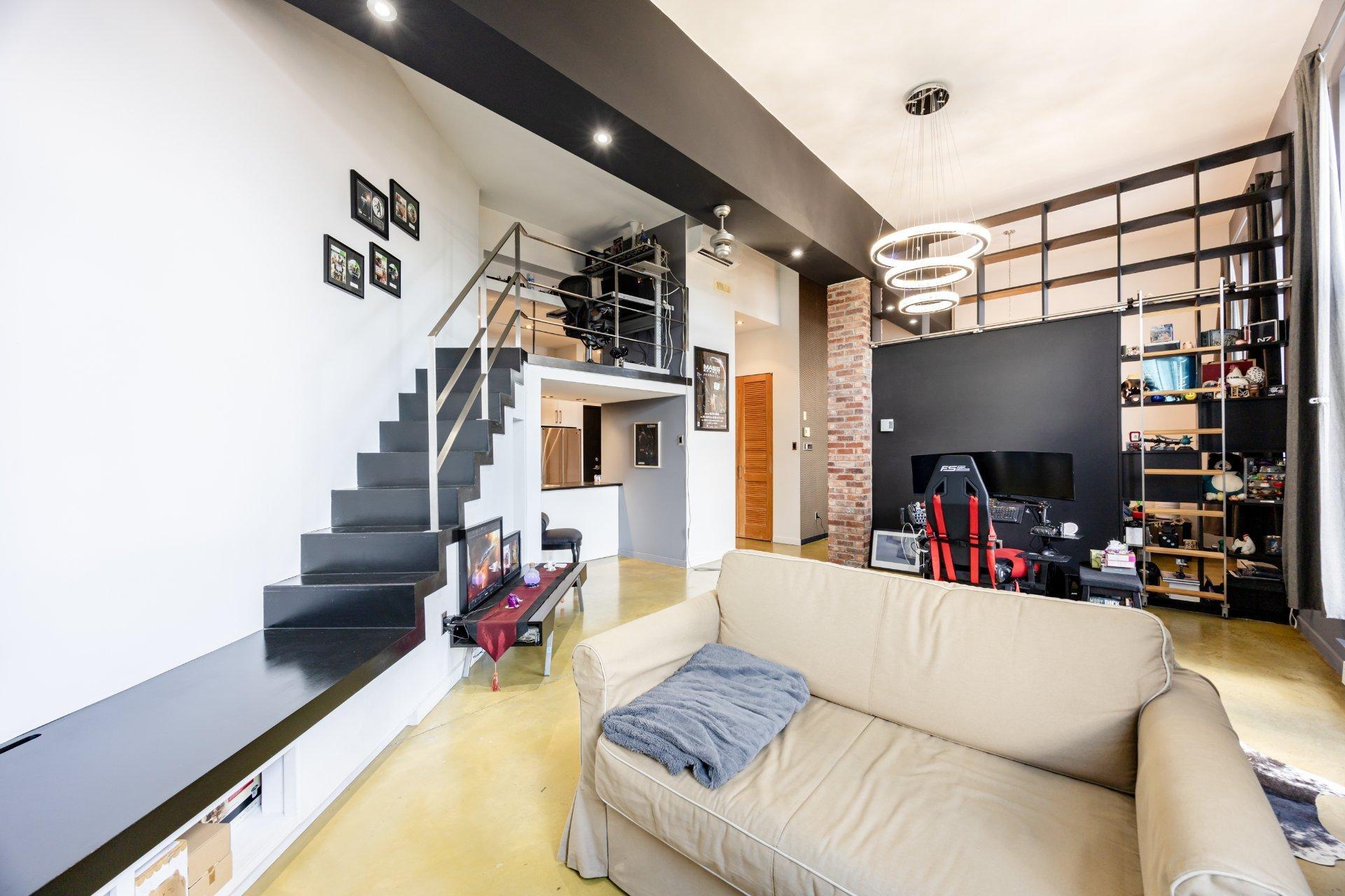 









2321


Av. des Érables

, 301,
Montréal (Ville-Marie),




QC
H2K3V4

