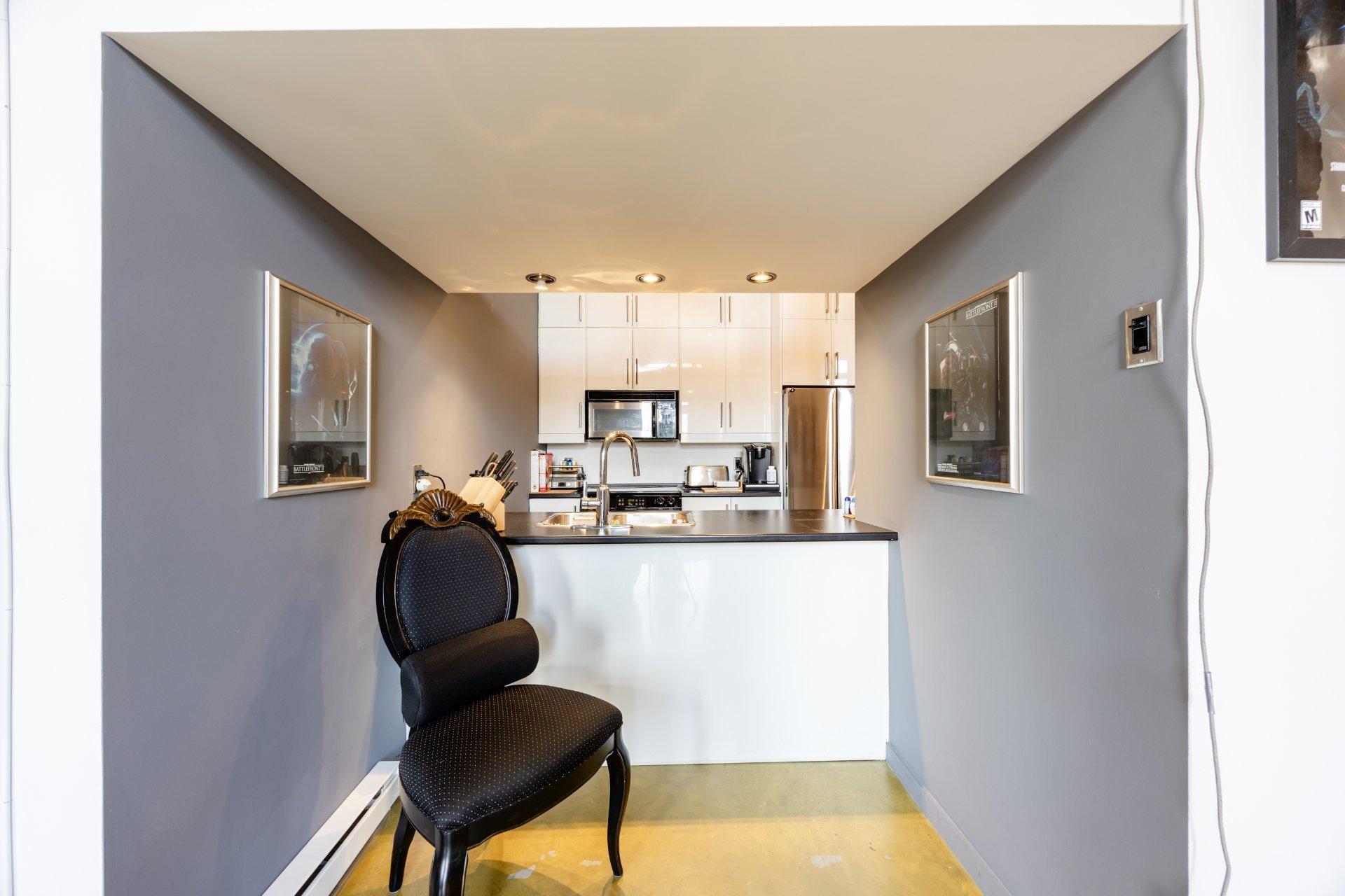 









2321


Av. des Érables

, 301,
Montréal (Ville-Marie),




QC
H2K3V4

