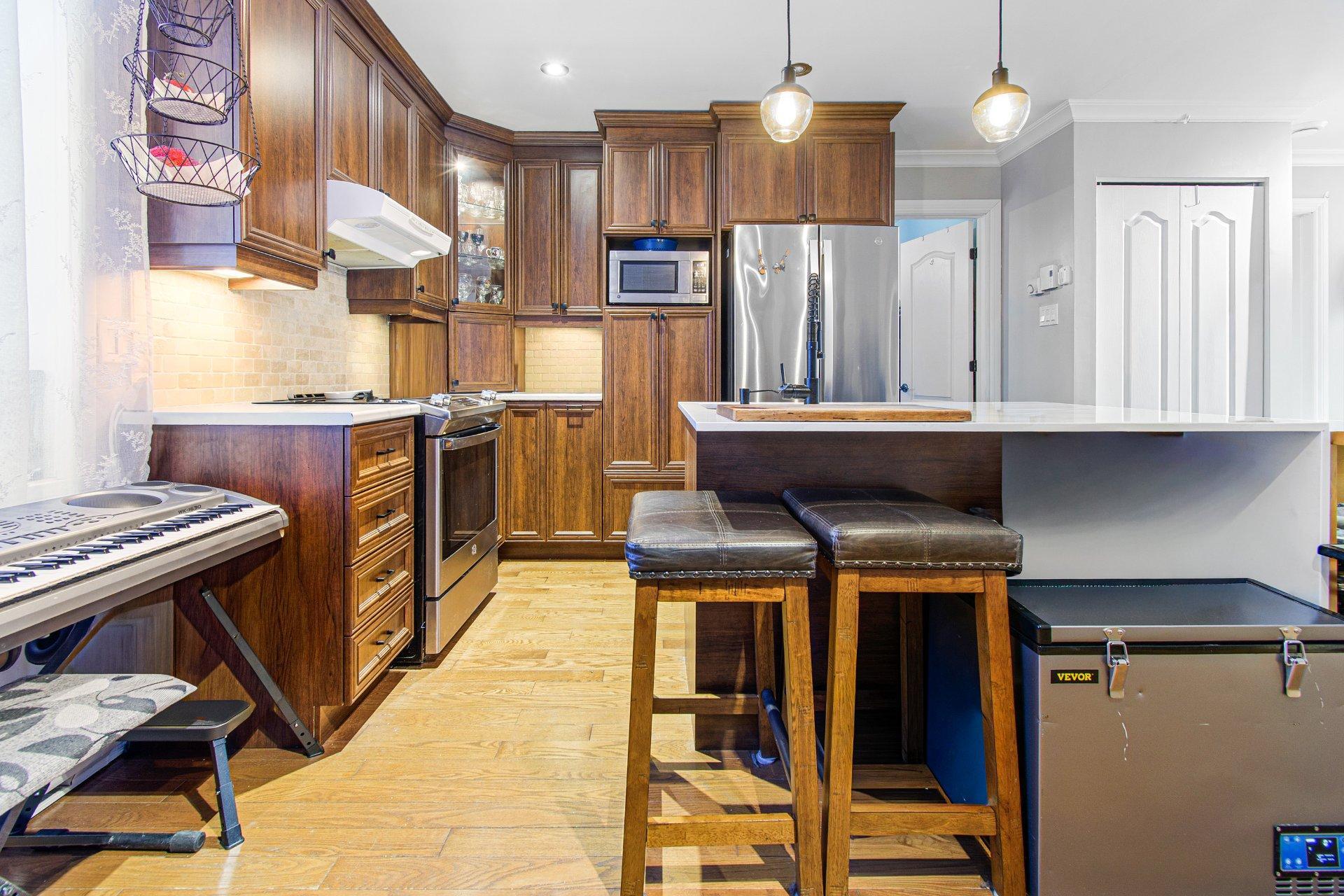 









17

 - 17A


Place du Clos

,
Lachute,




QC
J8H0J3

