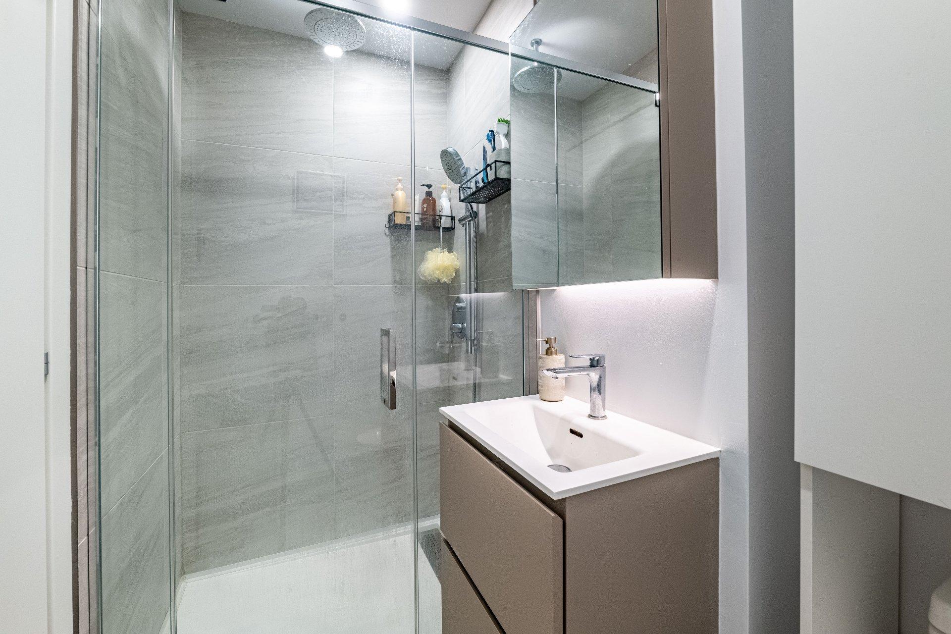 









1500


Boul. René-Lévesque O.

, 1004,
Montréal (Ville-Marie),




QC
H3G0H6

