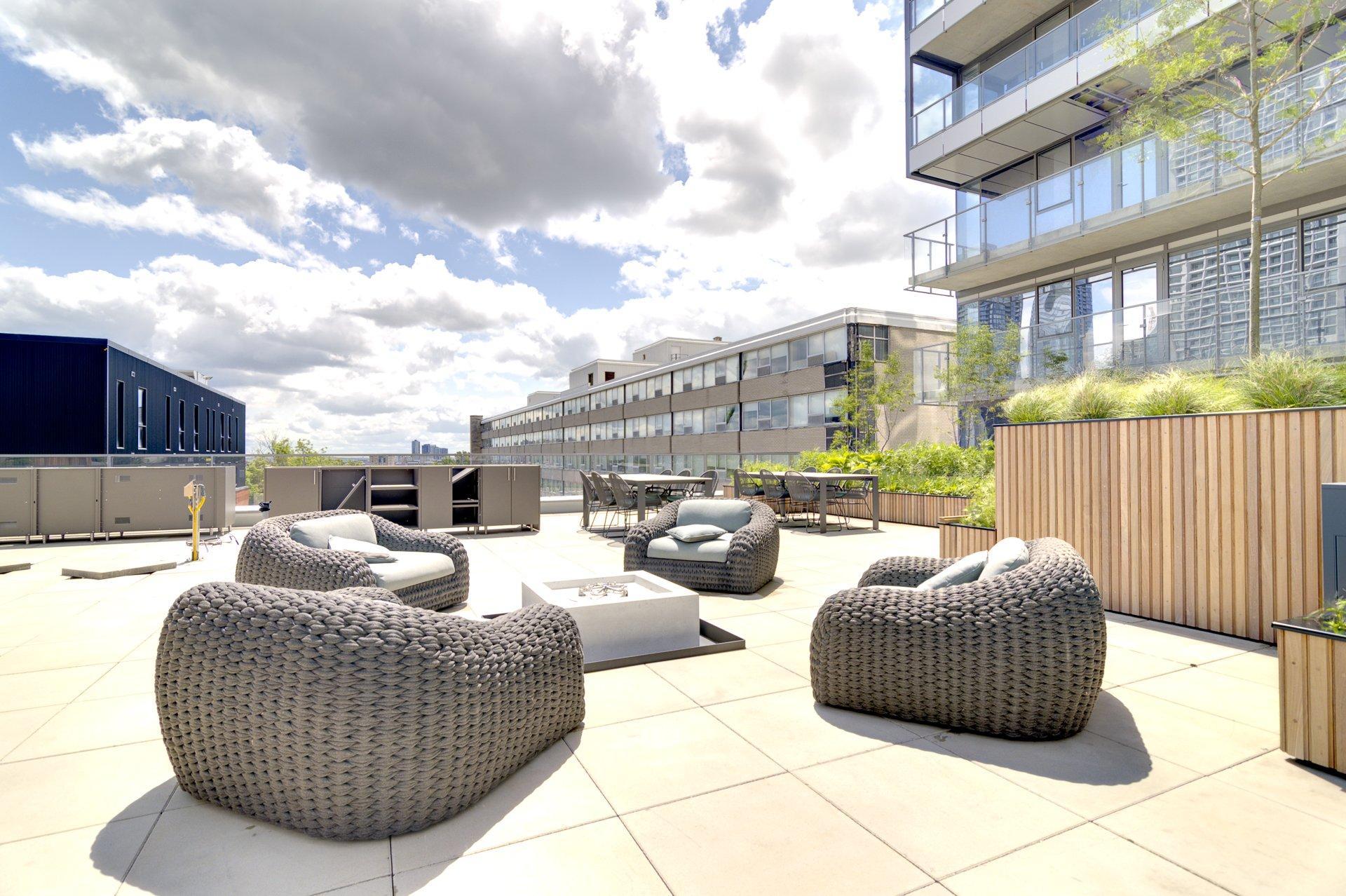 









1500


Boul. René-Lévesque O.

, 1004,
Montréal (Ville-Marie),




QC
H3G0H6

