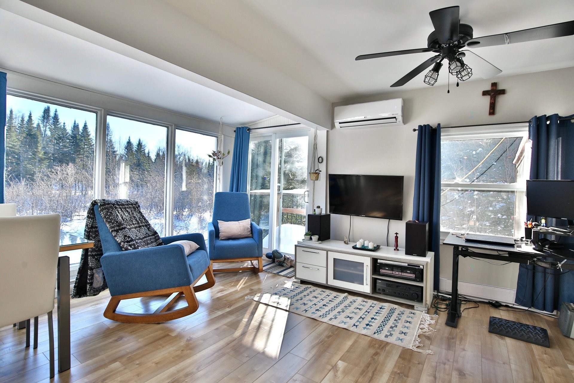 









322


Ch. Tawachiche E.

,
Lac-aux-Sables,




QC
G0X1M0

