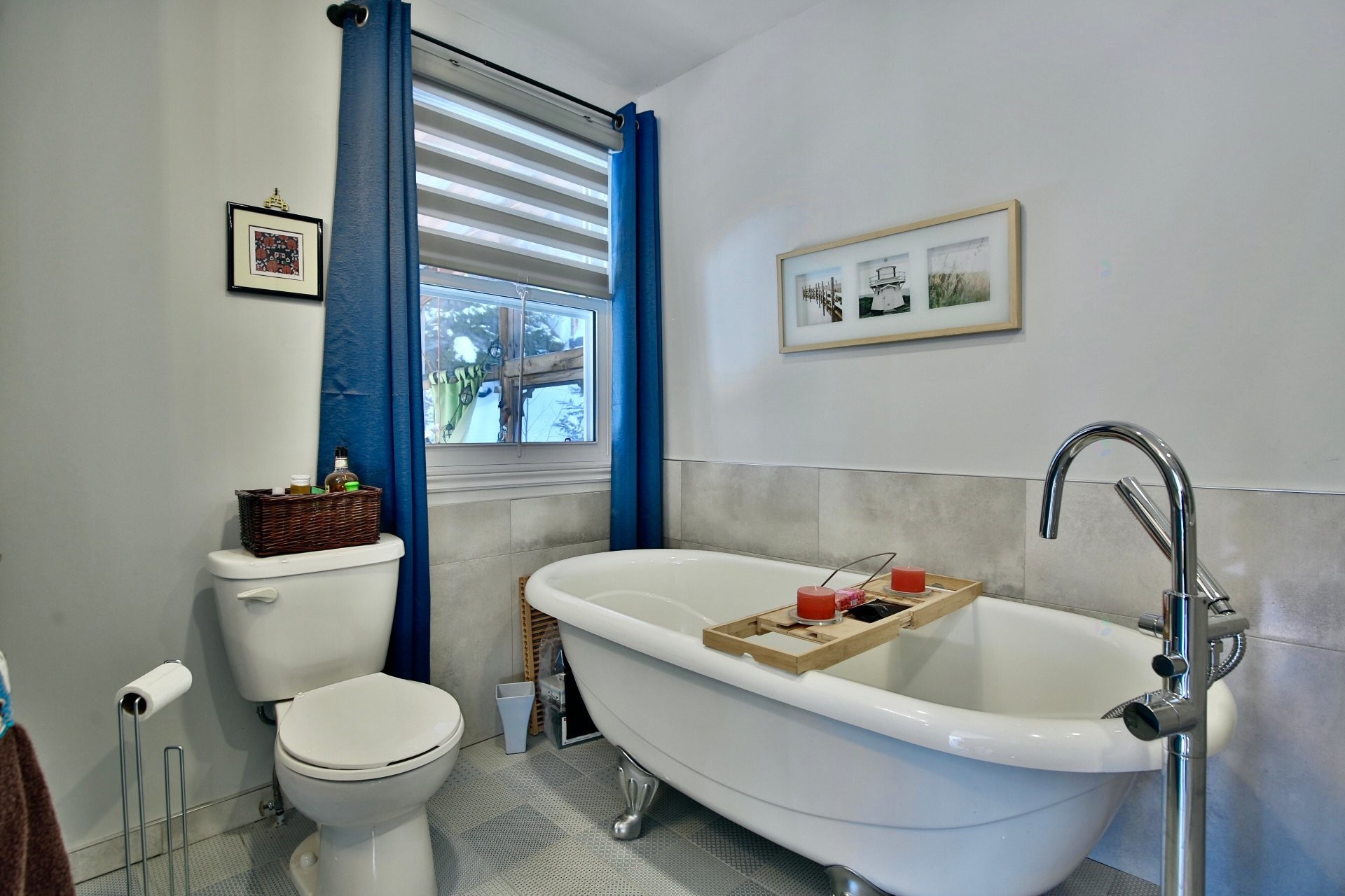 









322


Ch. Tawachiche E.

,
Lac-aux-Sables,




QC
G0X1M0

