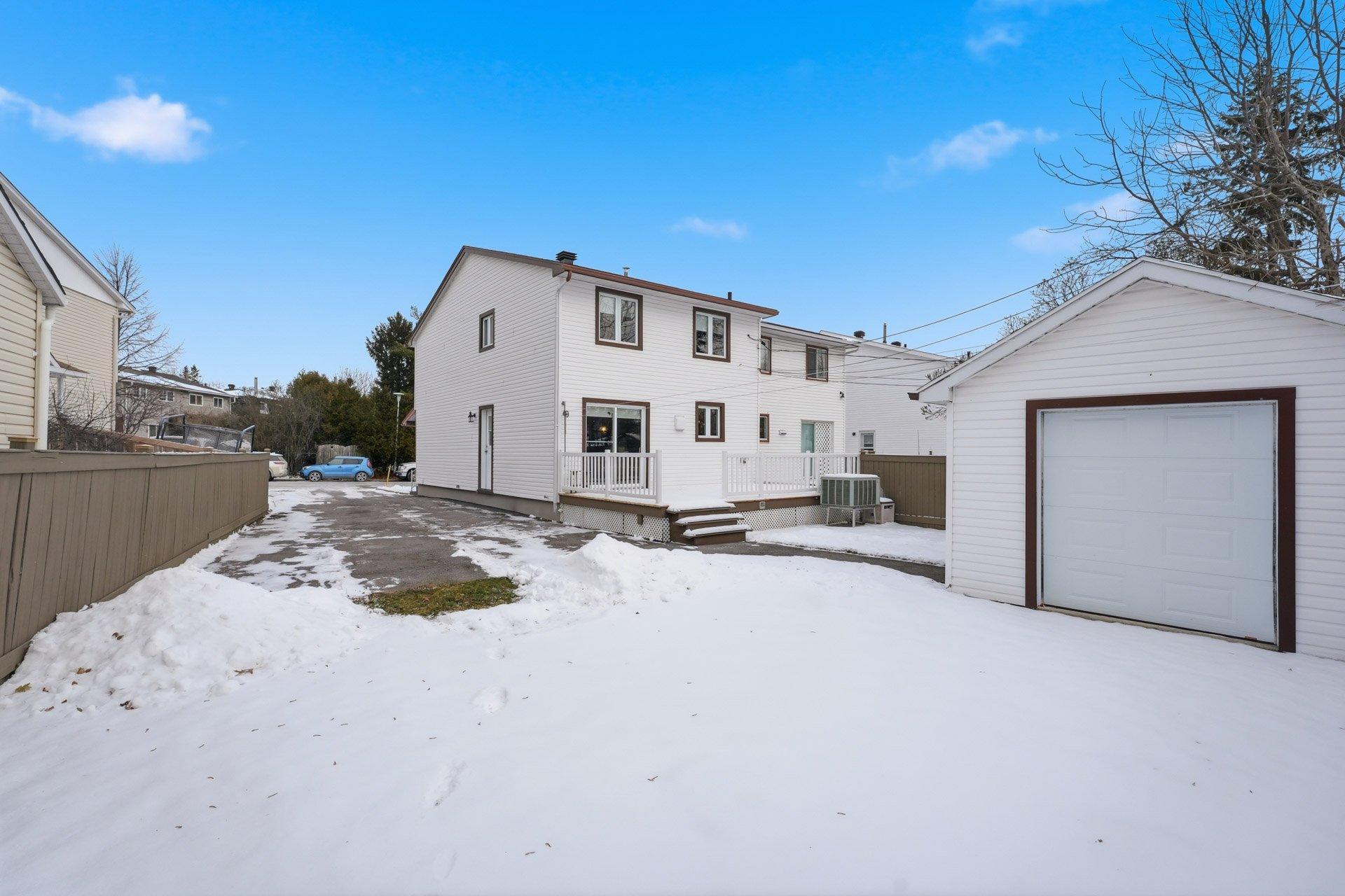 









47


Rue Mulligan

,
Gatineau (Aylmer),




QC
J9H5W2

