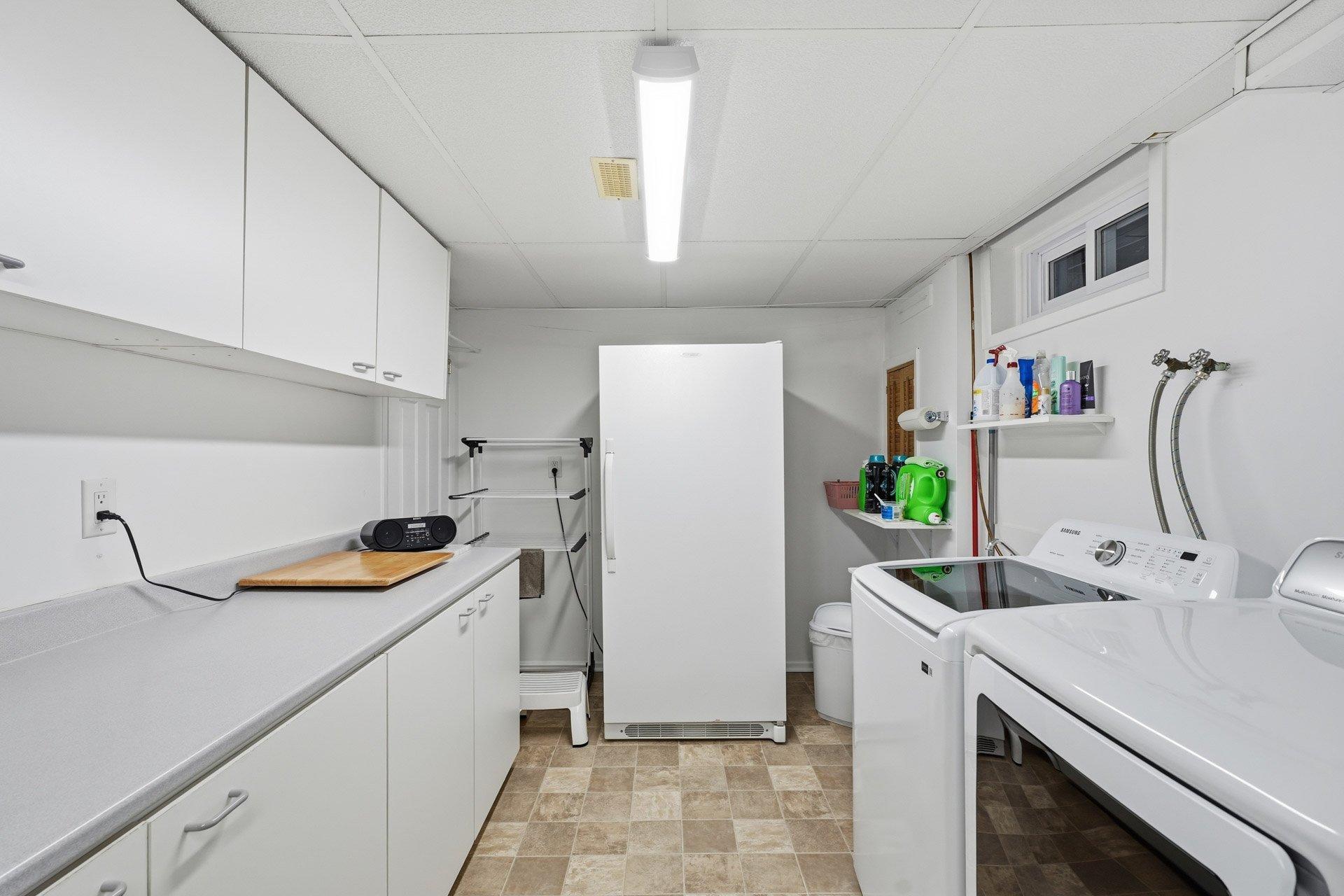 









47


Rue Mulligan

,
Gatineau (Aylmer),




QC
J9H5W2

