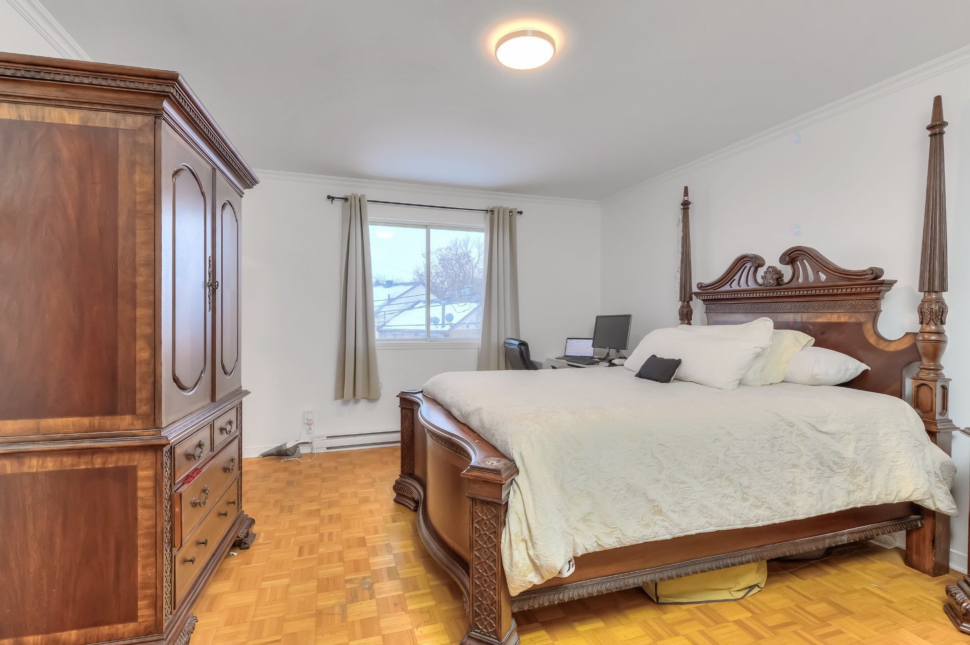 









34


Rue Valmount

,
Dollard-des-Ormeaux,




QC
H9B2W9

