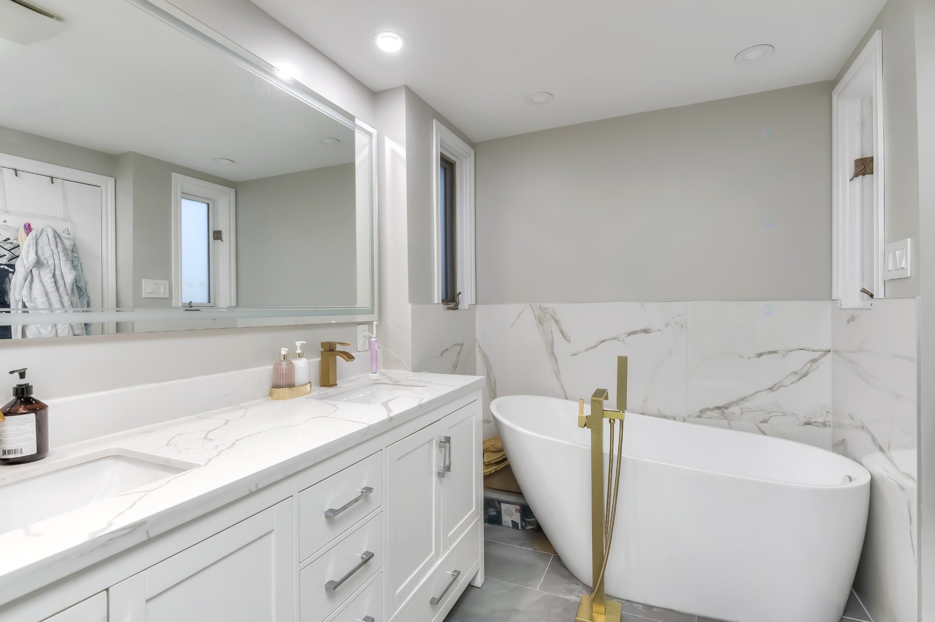 









34


Rue Valmount

,
Dollard-des-Ormeaux,




QC
H9B2W9


