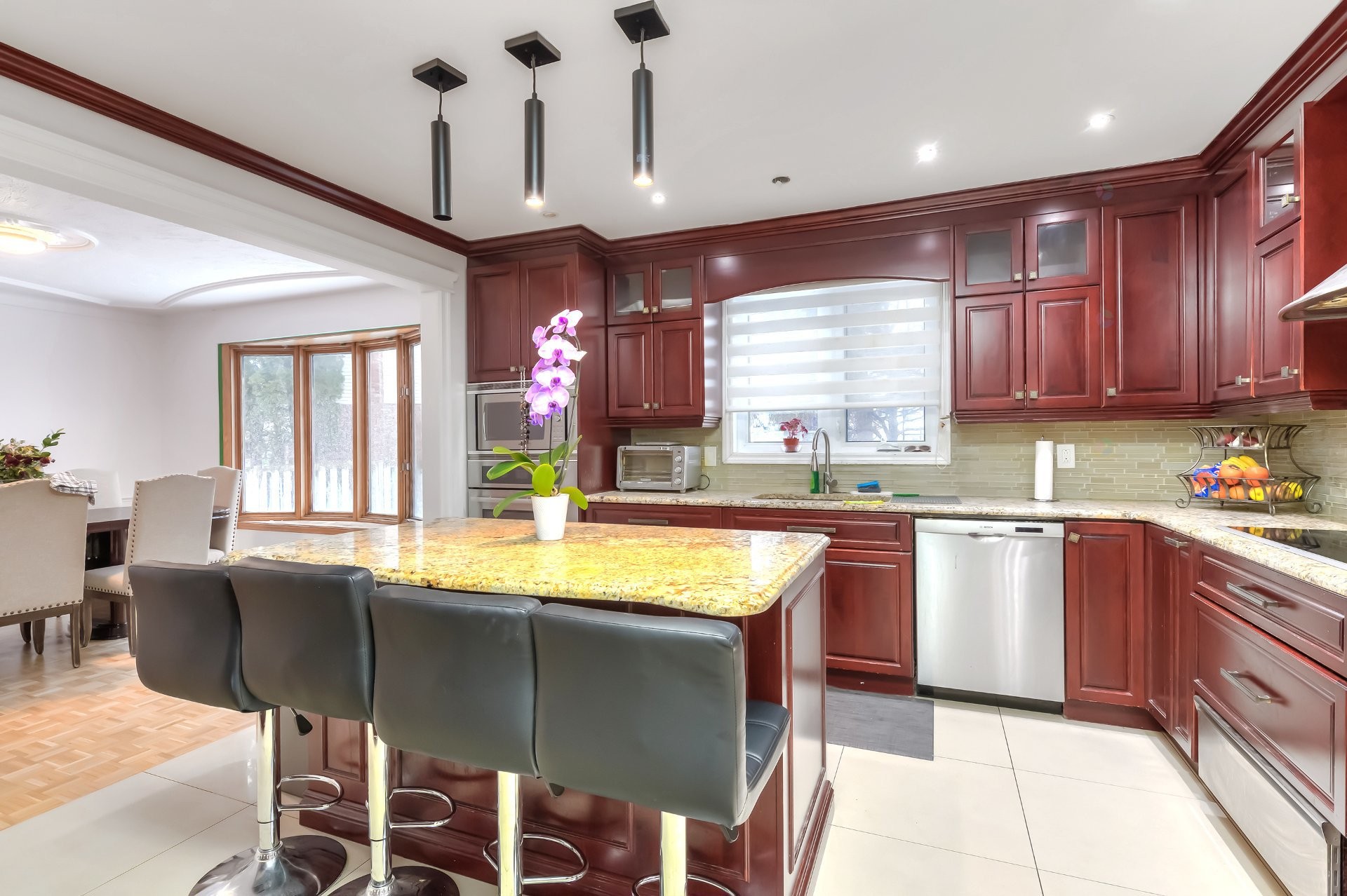 









34


Rue Valmount

,
Dollard-des-Ormeaux,




QC
H9B2W9


