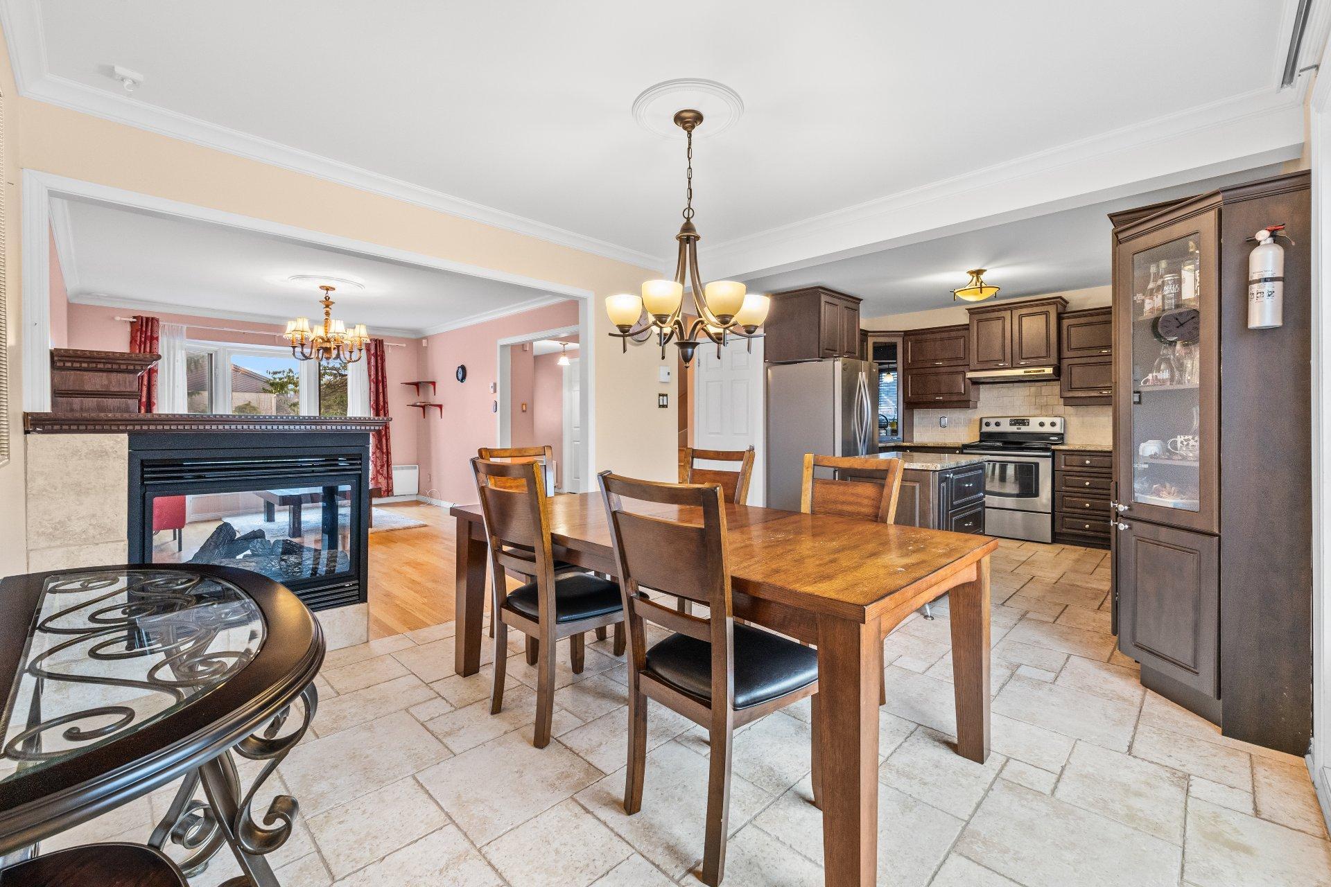 









1785


Crois. Toscanini

,
Brossard,




QC
J4W3H9

