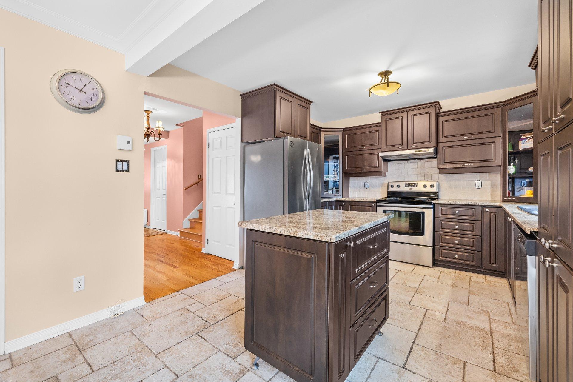 









1785


Crois. Toscanini

,
Brossard,




QC
J4W3H9

