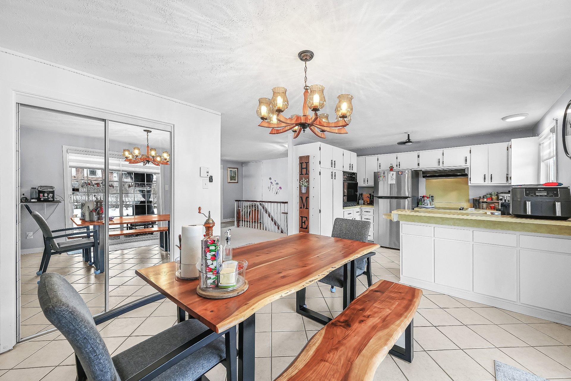 









2


Rue Lebel

,
Saint-Jean-sur-Richelieu,




QC
J3B7E1

