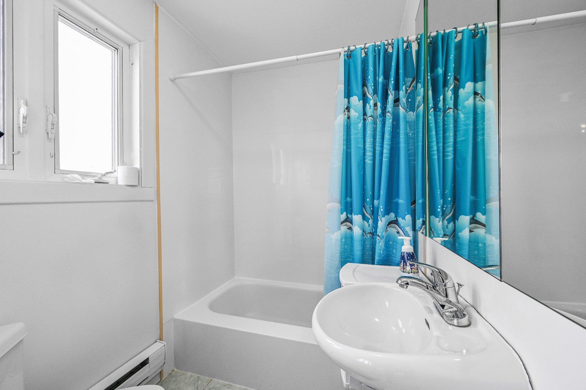 









2


Rue Lebel

,
Saint-Jean-sur-Richelieu,




QC
J3B7E1

