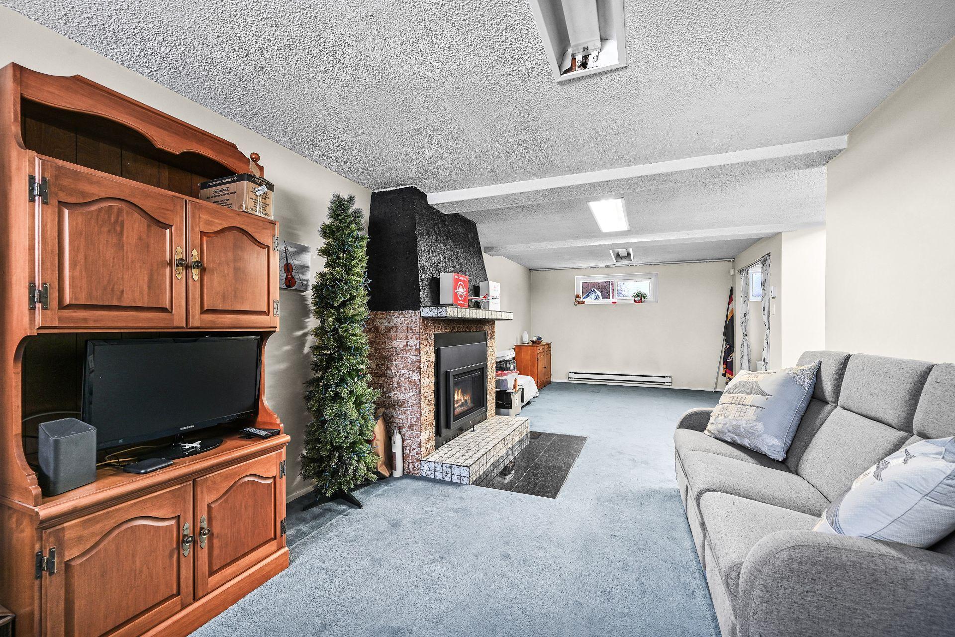 









2


Rue Lebel

,
Saint-Jean-sur-Richelieu,




QC
J3B7E1

