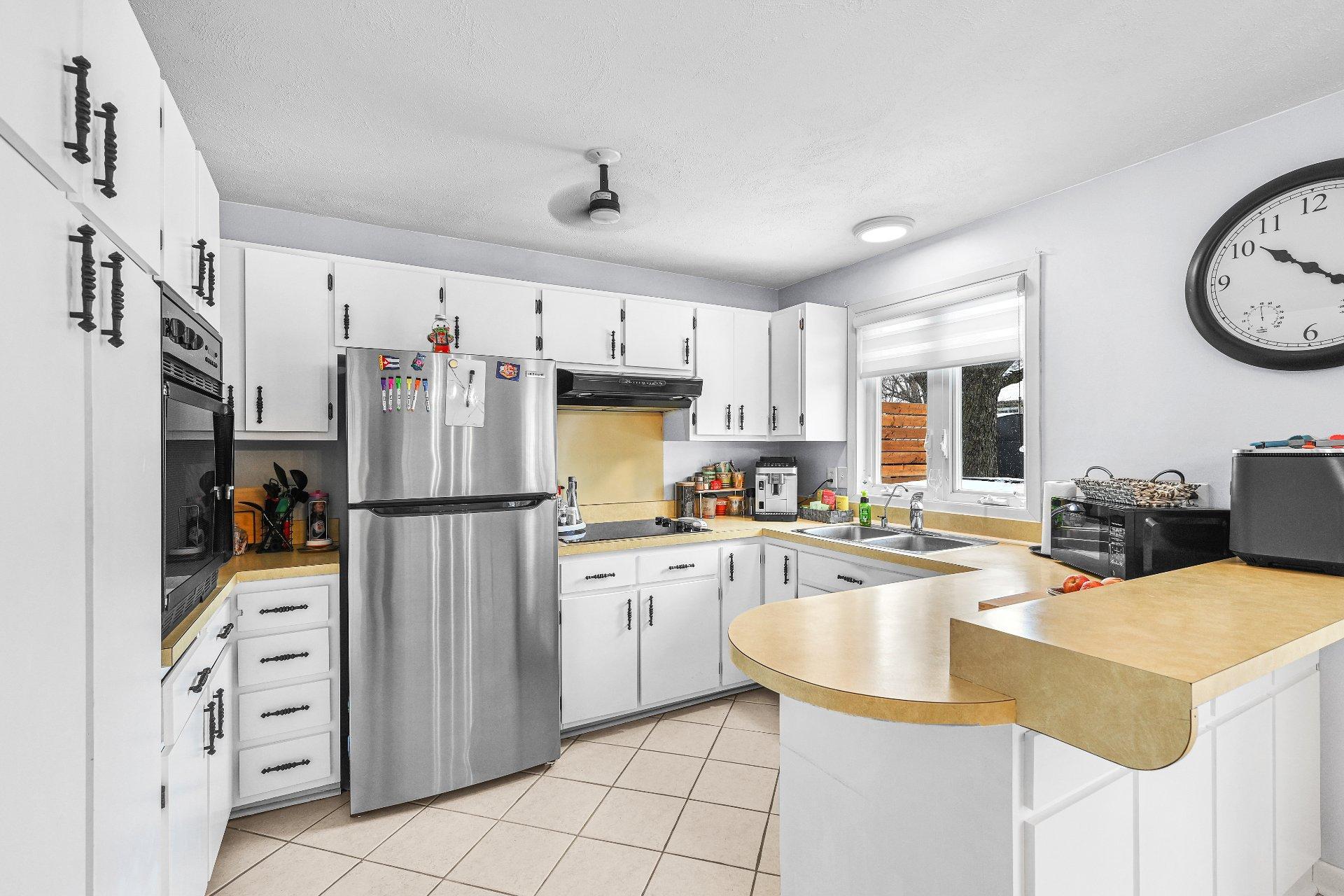 









2


Rue Lebel

,
Saint-Jean-sur-Richelieu,




QC
J3B7E1

