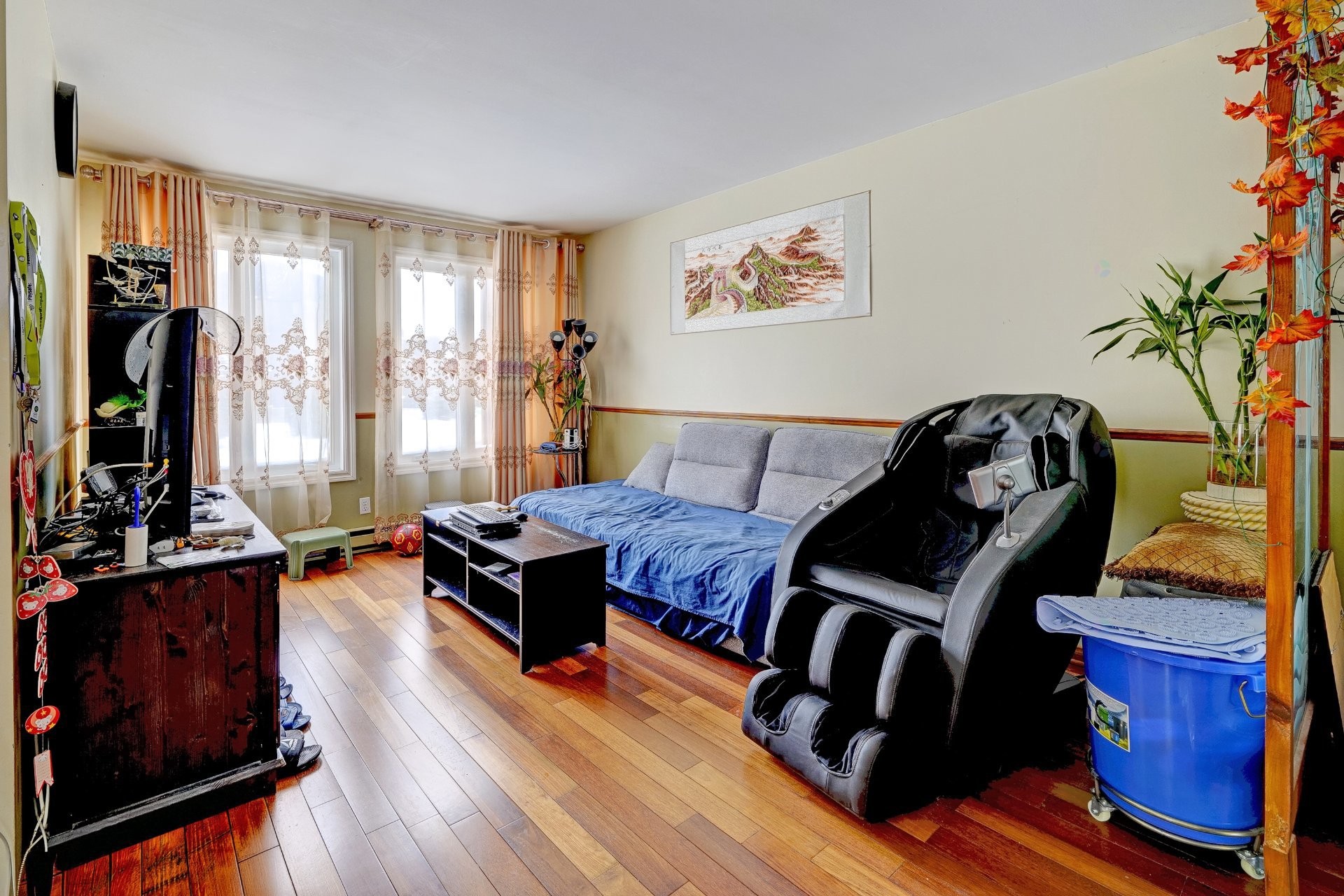 









2647


Rue Neuville

,
Brossard,




QC
J4Y1E9

