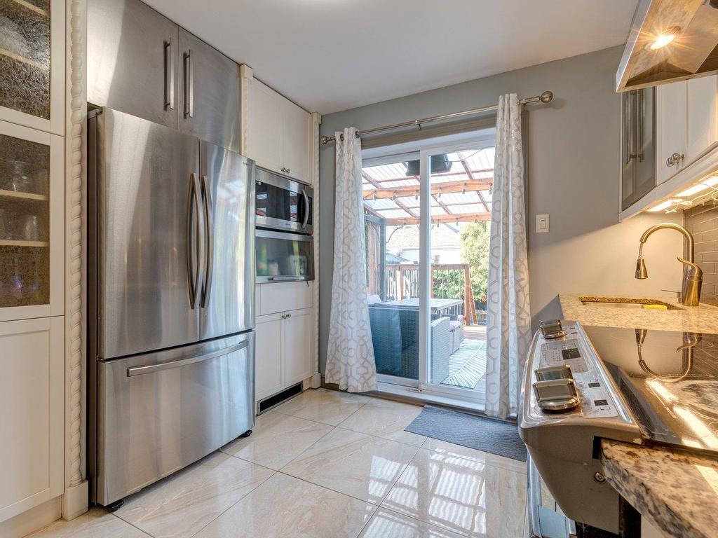 









1037


Rue Paul

,
Saint-Amable,




QC
J0L1N0

