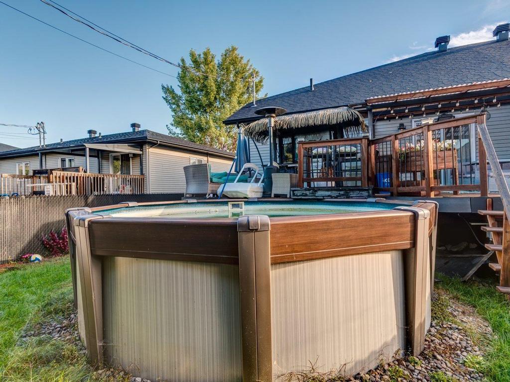 









1037


Rue Paul

,
Saint-Amable,




QC
J0L1N0

