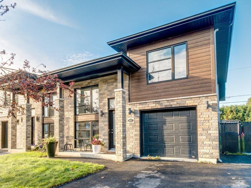 









1037


Rue Paul

,
Saint-Amable,




QC
J0L1N0

