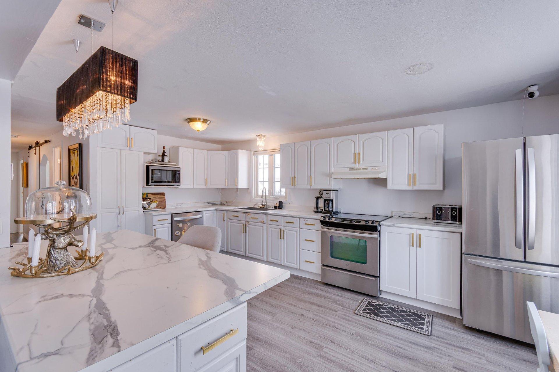 









38


Rue Eastern

,
Gatineau (Aylmer),




QC
J9H2L1

