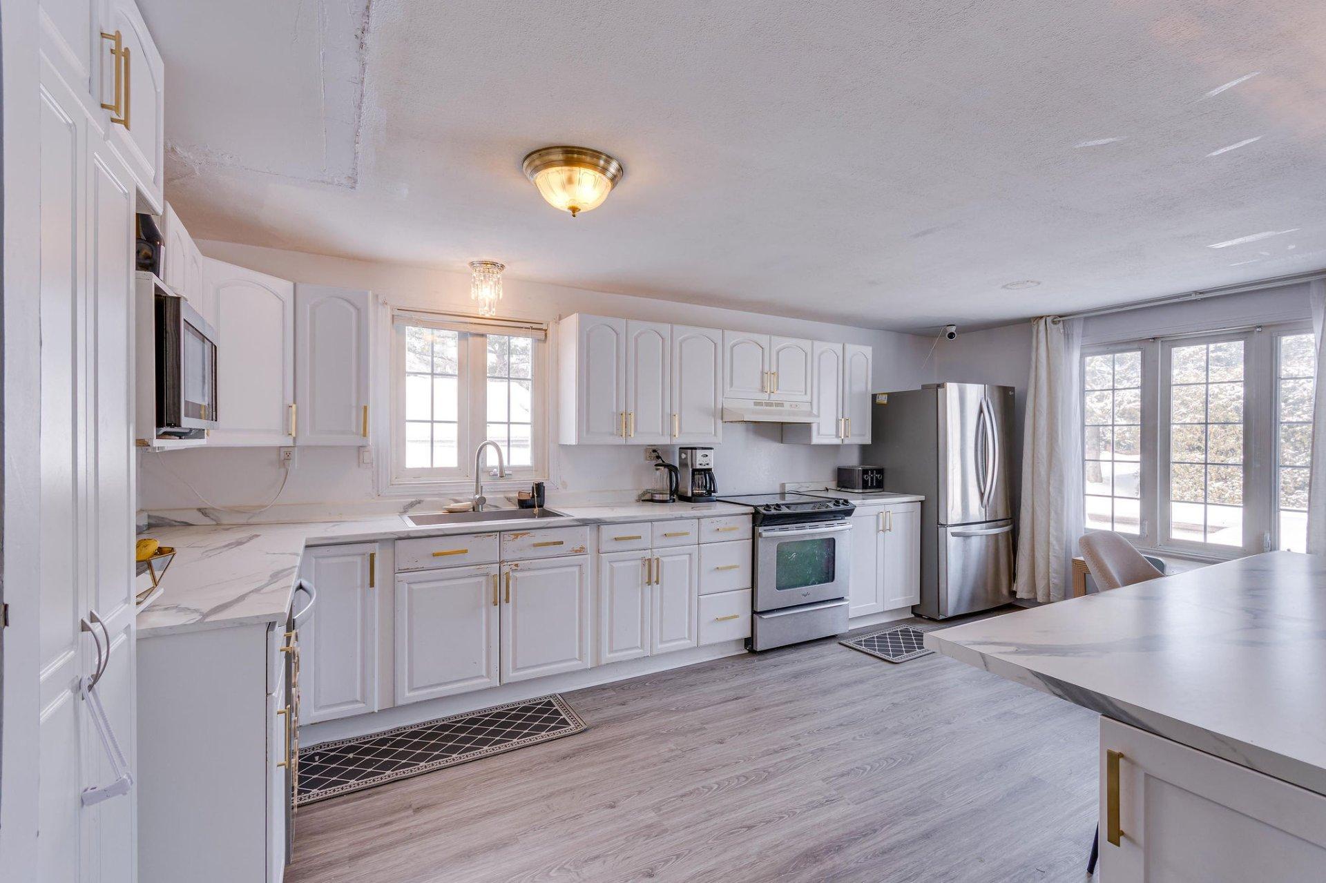 









38


Rue Eastern

,
Gatineau (Aylmer),




QC
J9H2L1

