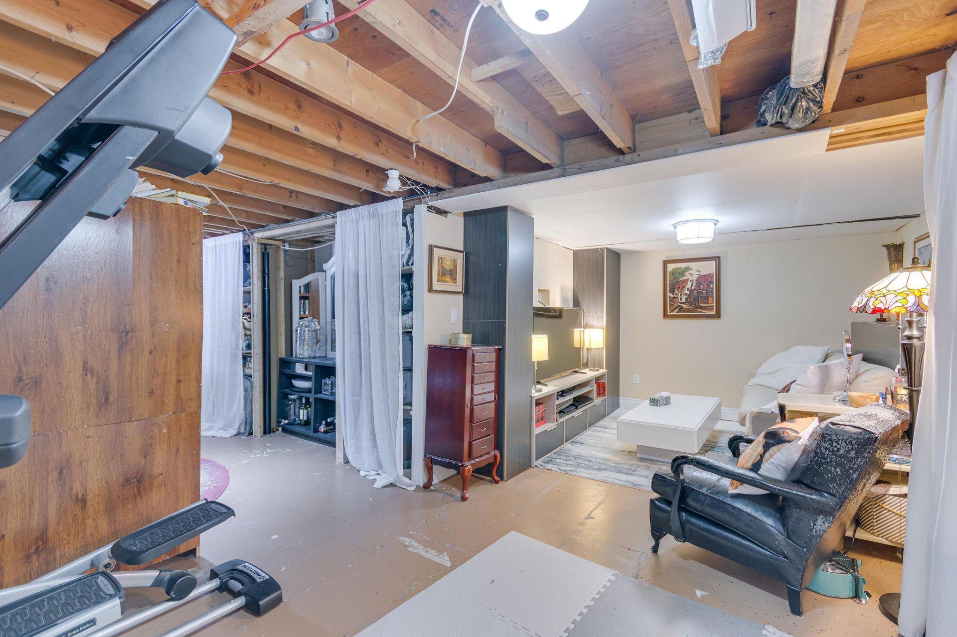 









38


Rue Eastern

,
Gatineau (Aylmer),




QC
J9H2L1

