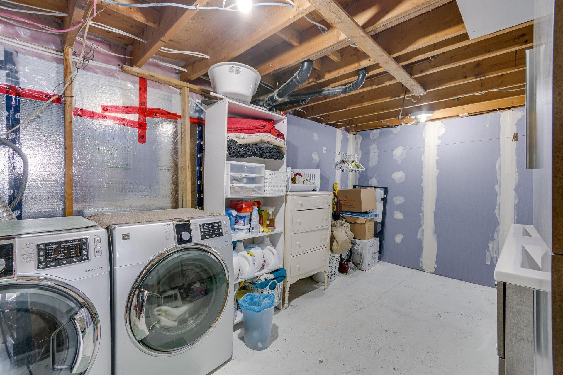 









38


Rue Eastern

,
Gatineau (Aylmer),




QC
J9H2L1

