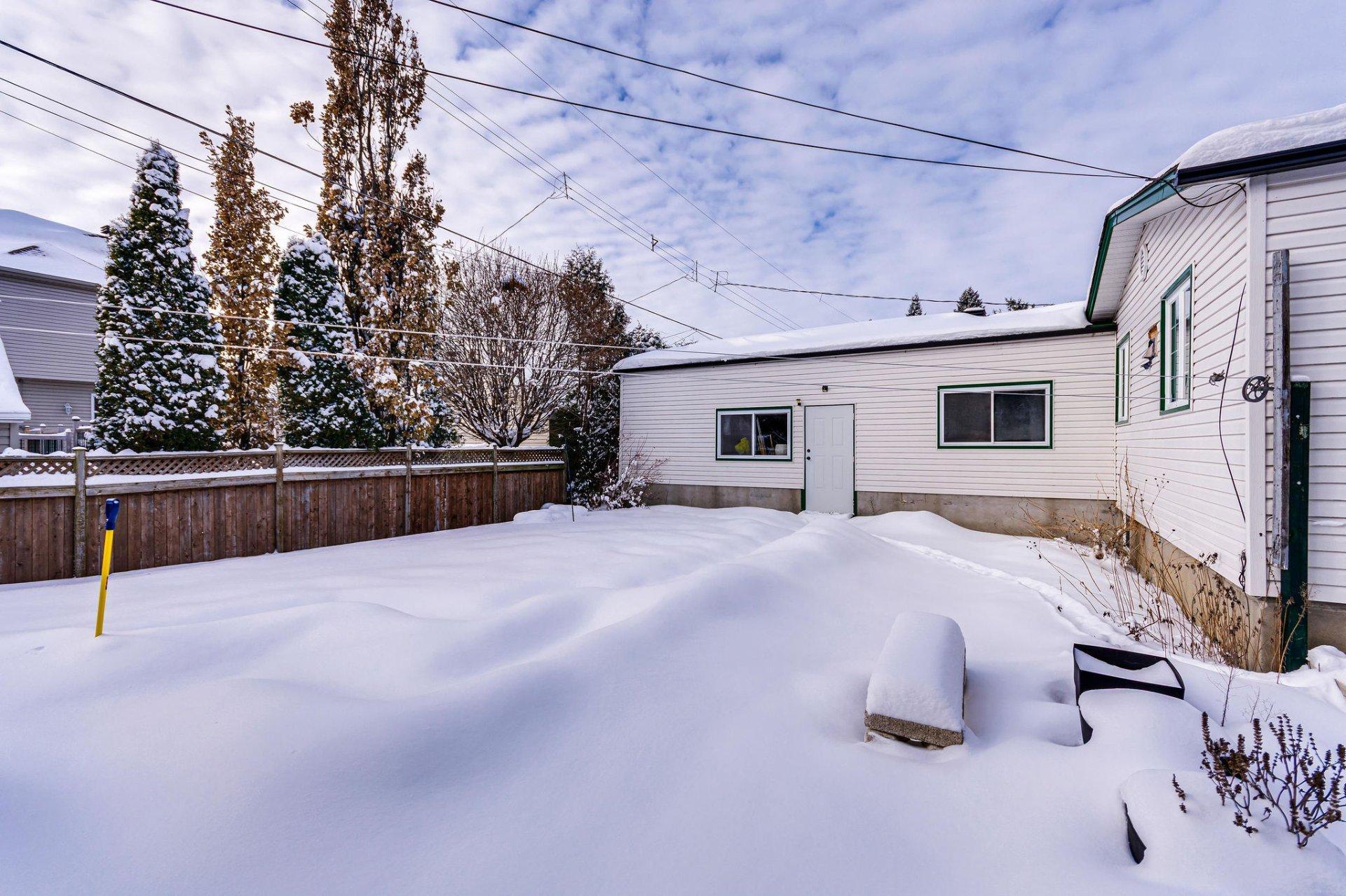 









38


Rue Eastern

,
Gatineau (Aylmer),




QC
J9H2L1

