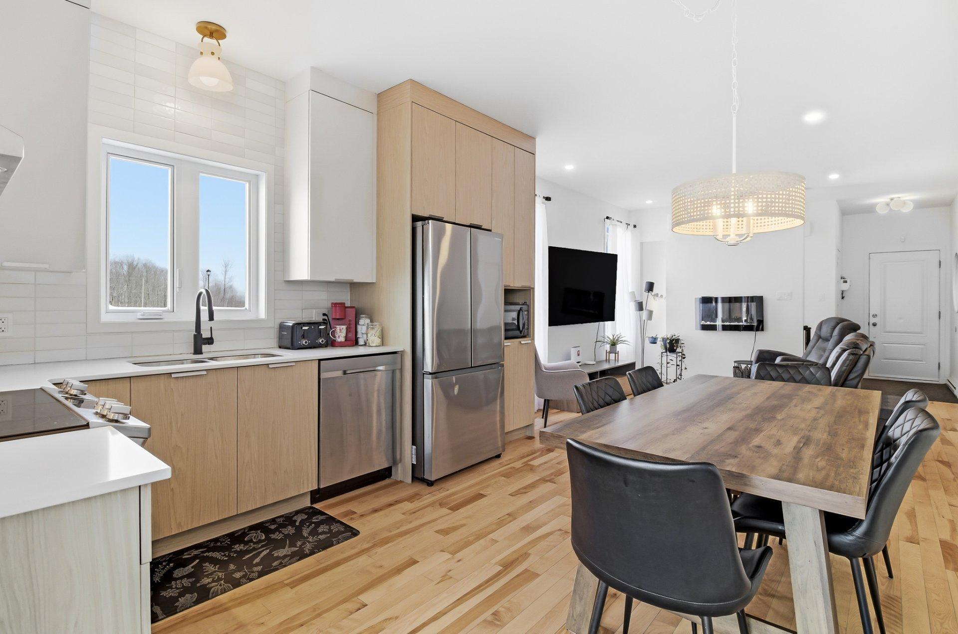 









103


Rue Pierre-Gauvreau

,
Cowansville,




QC
J2K3P3

