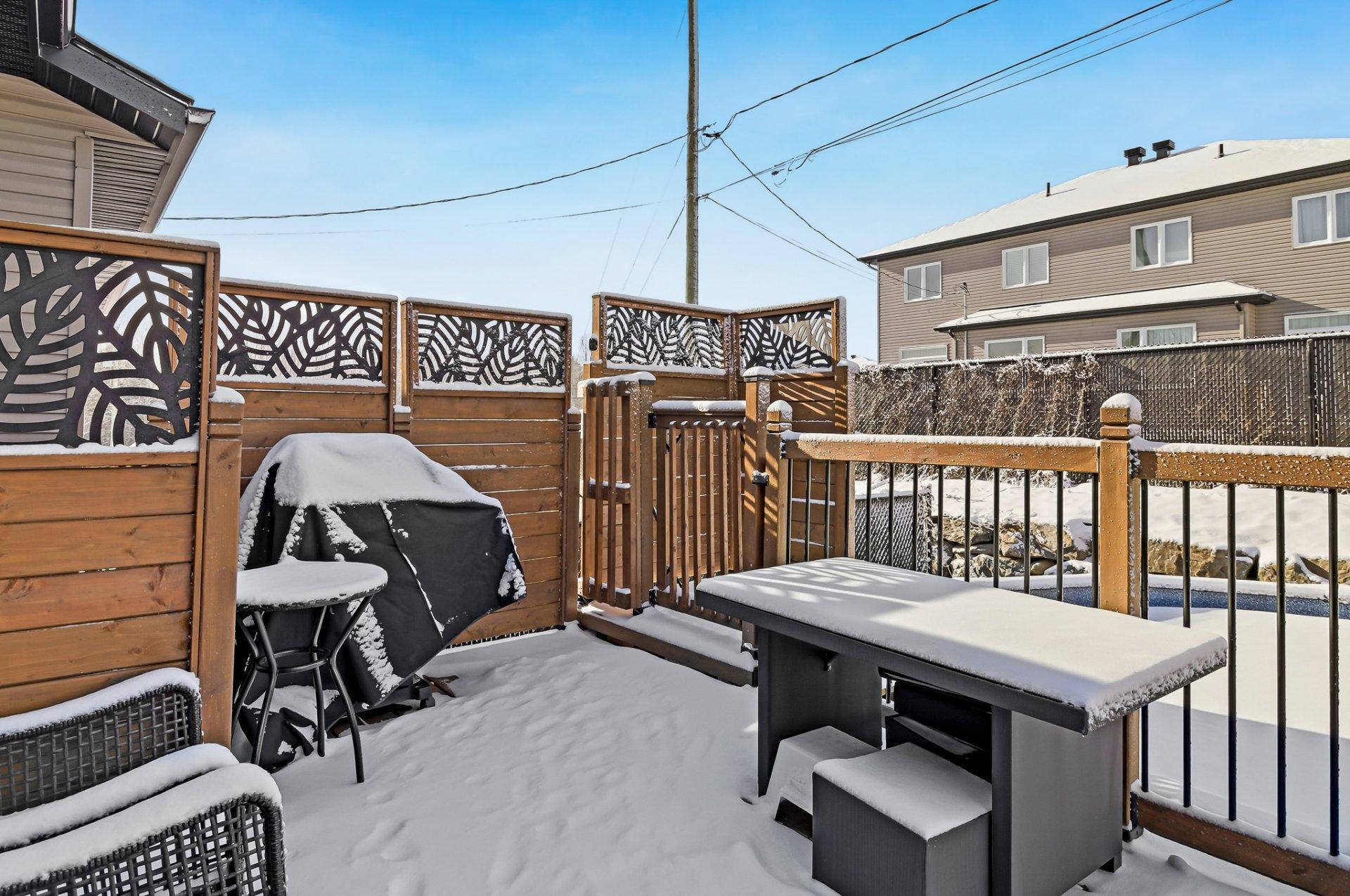 









103


Rue Pierre-Gauvreau

,
Cowansville,




QC
J2K3P3

