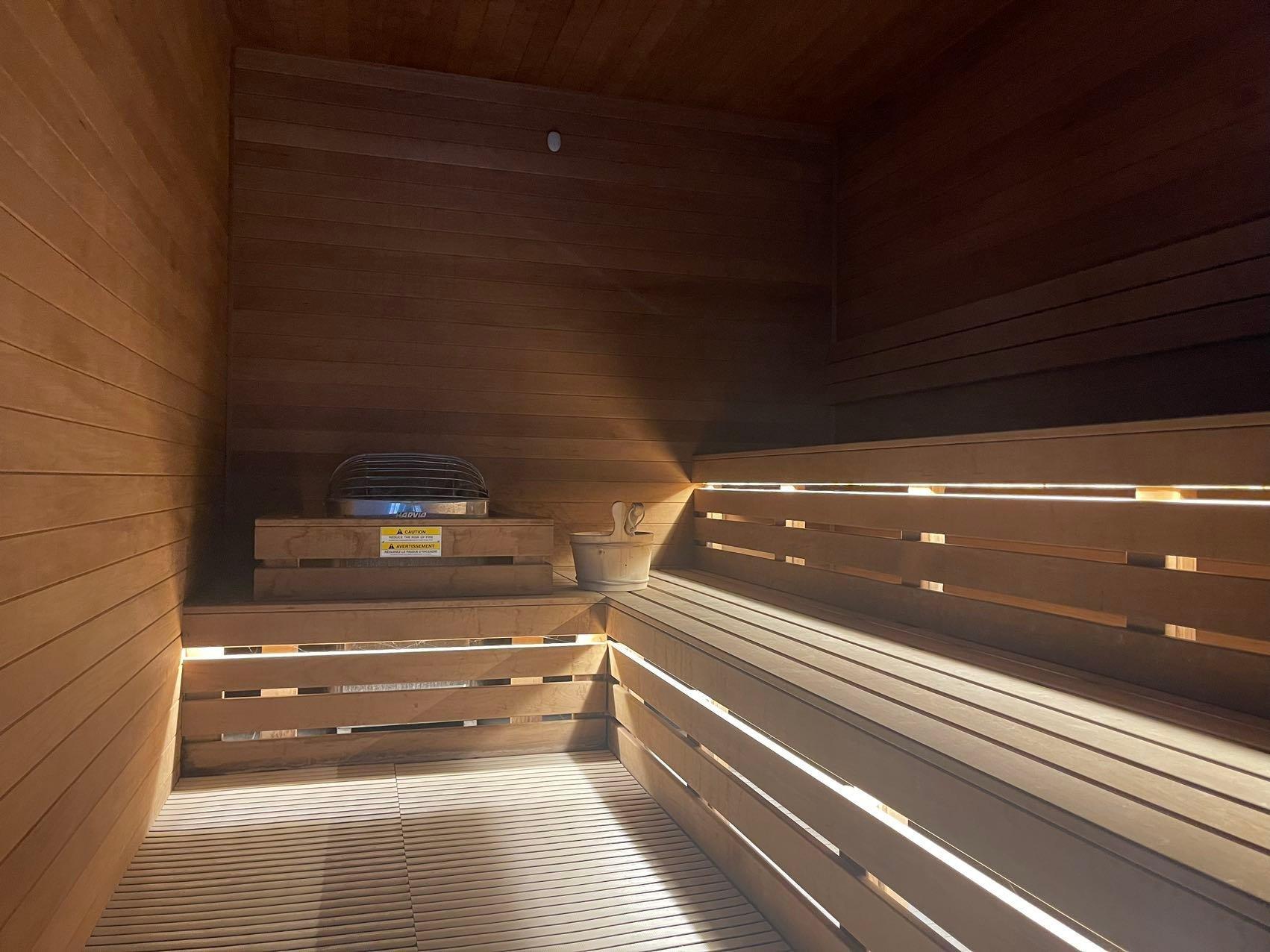 









720


Rue St-Jacques

, 3503,
Montréal (Ville-Marie),




QC
H3C1E9

