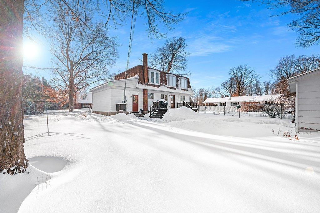 









293


Rue Argue

,
Shawville,




QC
J0X2Y0

