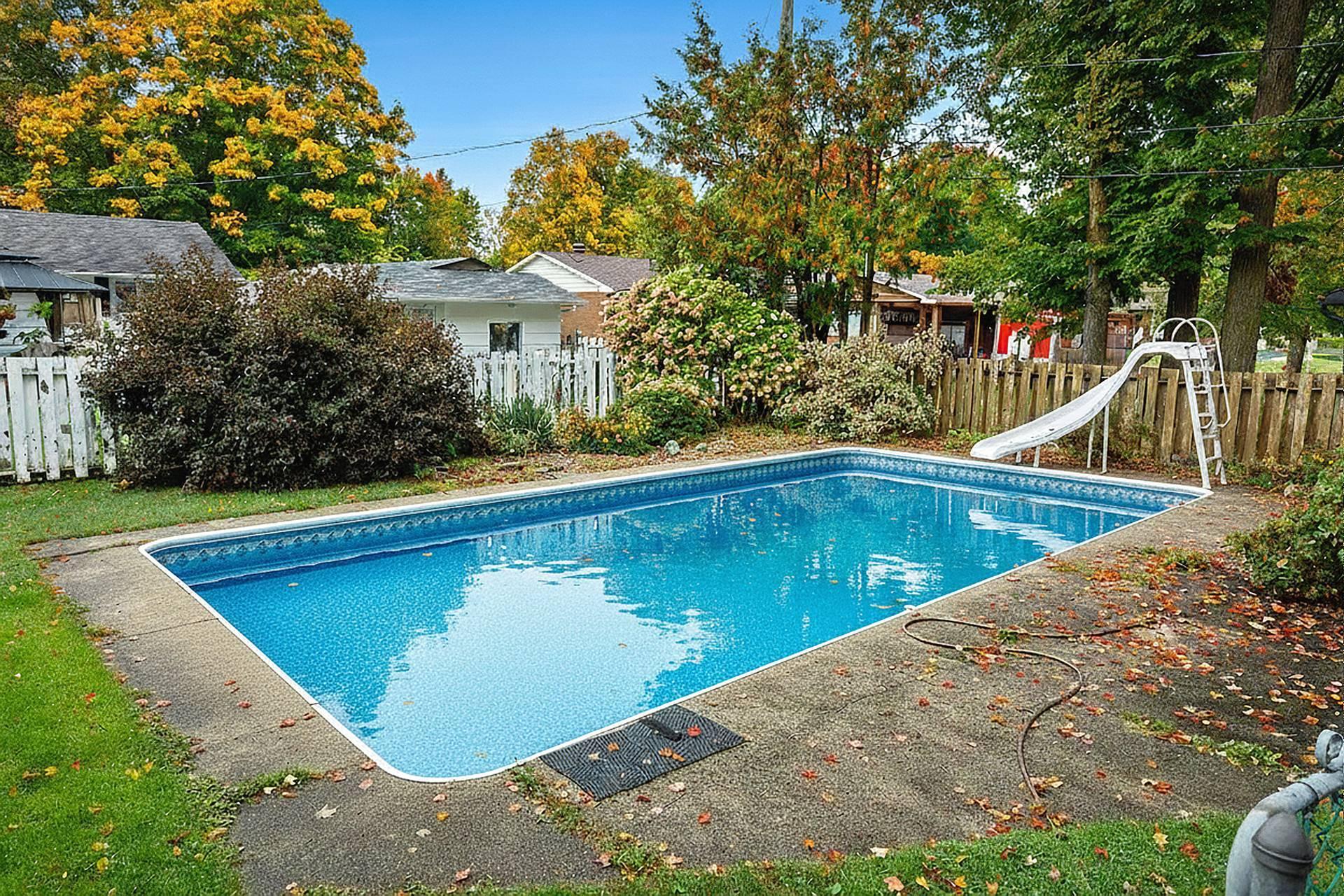 









293


Rue Argue

,
Shawville,




QC
J0X2Y0

