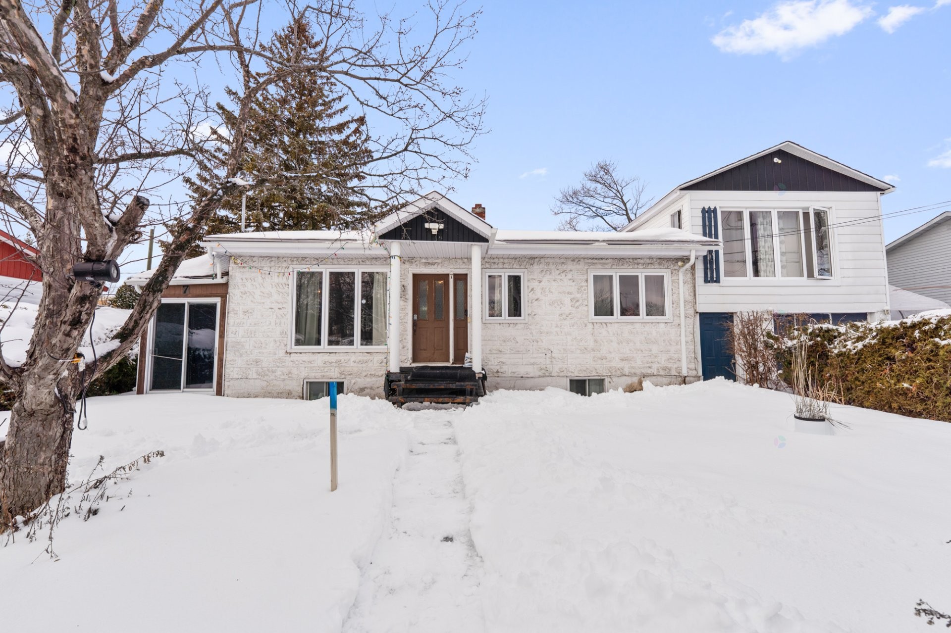 









7


35e Avenue E.

,
Blainville,




QC
J7C1J5

