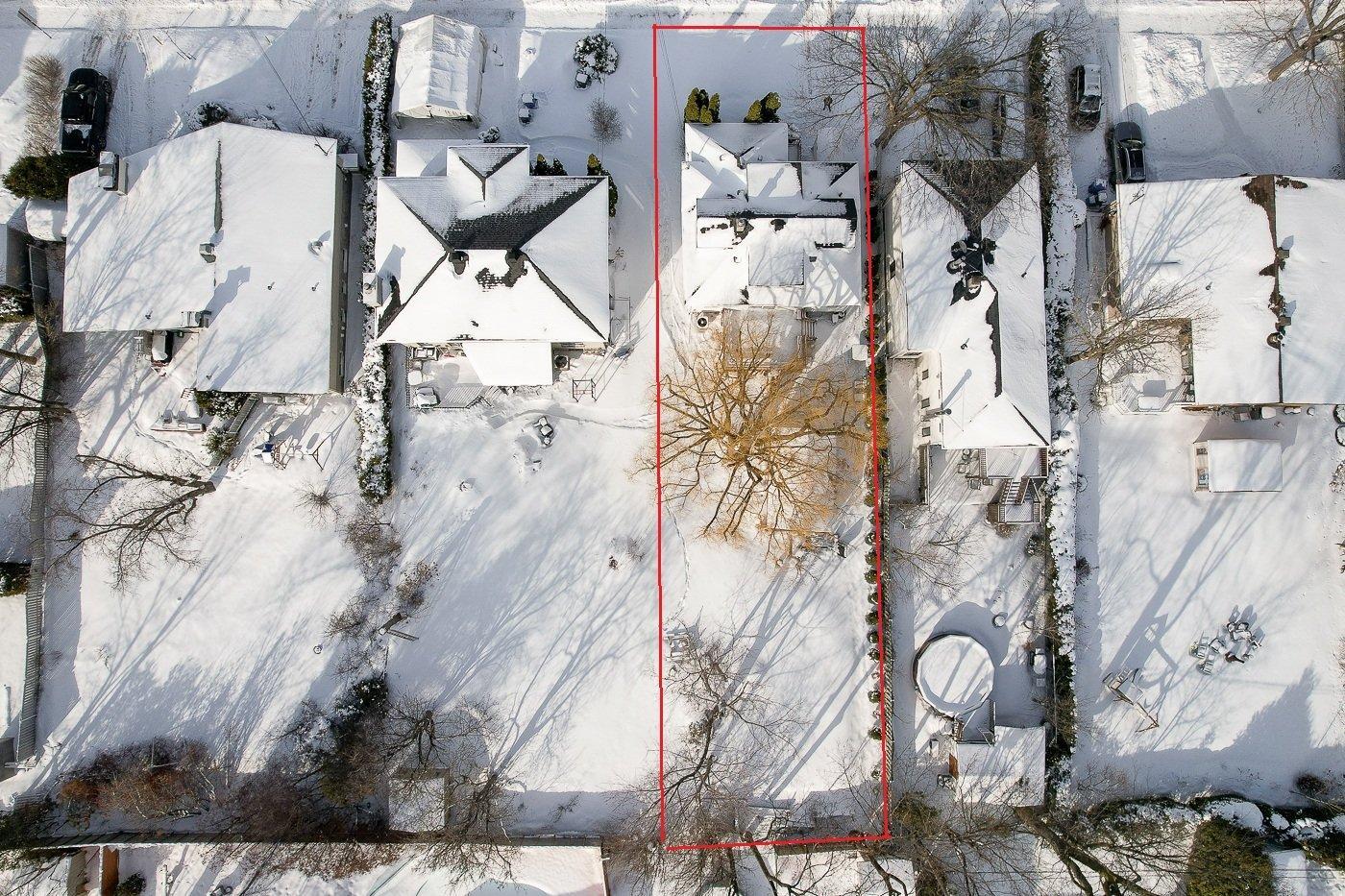 









27


Rue Allan

,
Longueuil (Greenfield Park),




QC
J4V2W5

