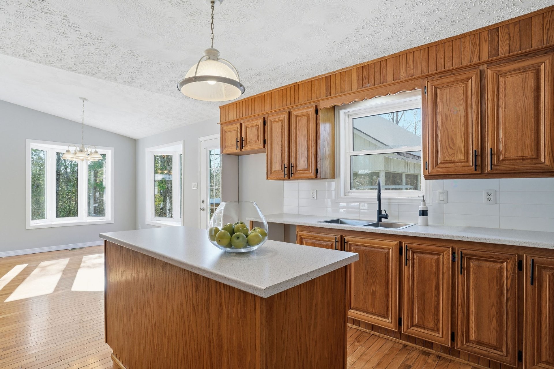 









44


Rue Fanny

,
Val-des-Monts,




QC
J8N7S7

