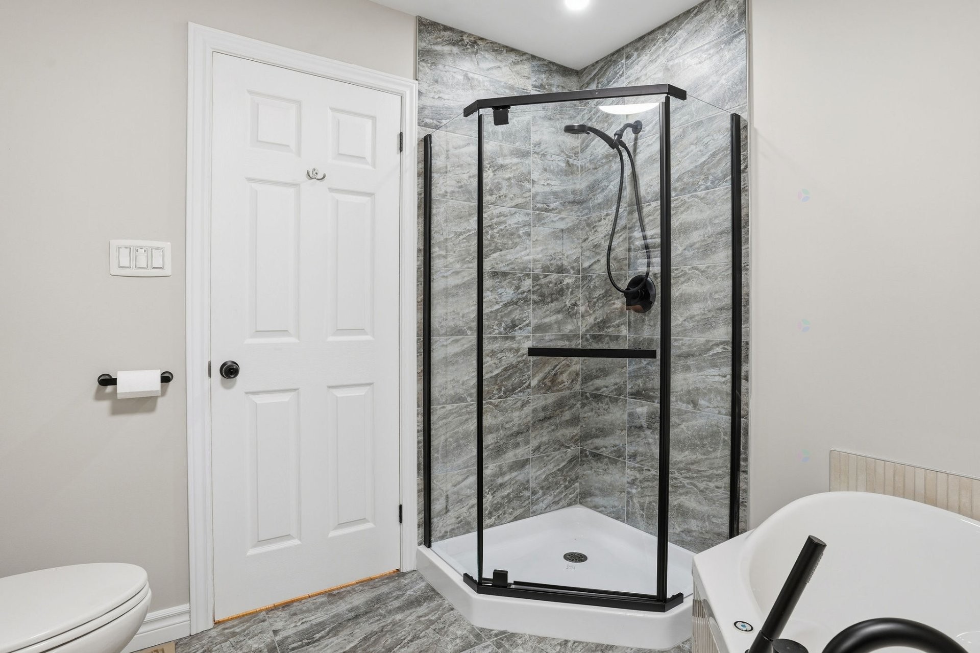 









44


Rue Fanny

,
Val-des-Monts,




QC
J8N7S7

