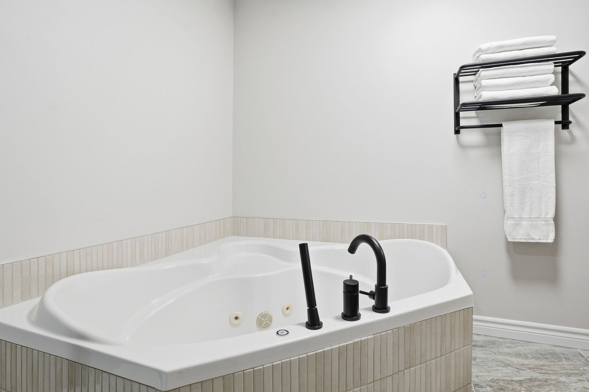 









44


Rue Fanny

,
Val-des-Monts,




QC
J8N7S7

