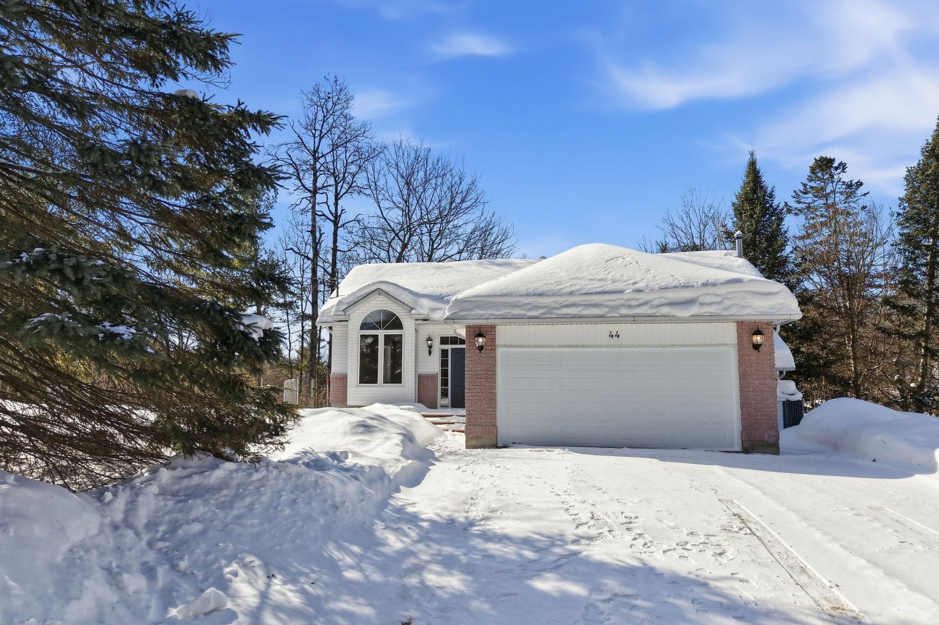 









44


Rue Fanny

,
Val-des-Monts,




QC
J8N7S7

