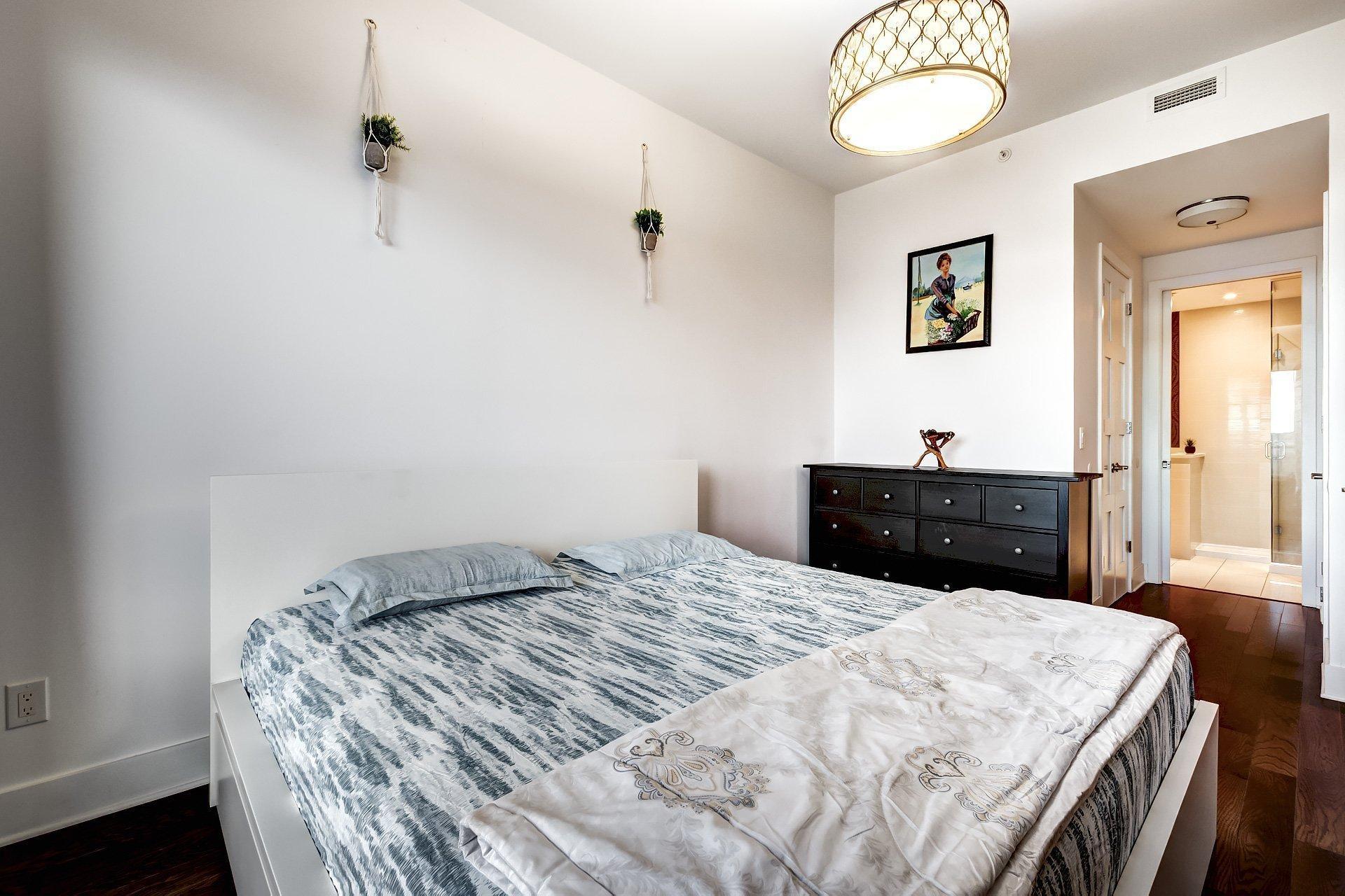 









4293


Rue Jean-Talon O.

, PH1005,
Montréal (Côte-des-Neiges/Notre-Dame-de-Grâce),




QC
H4P0B2

