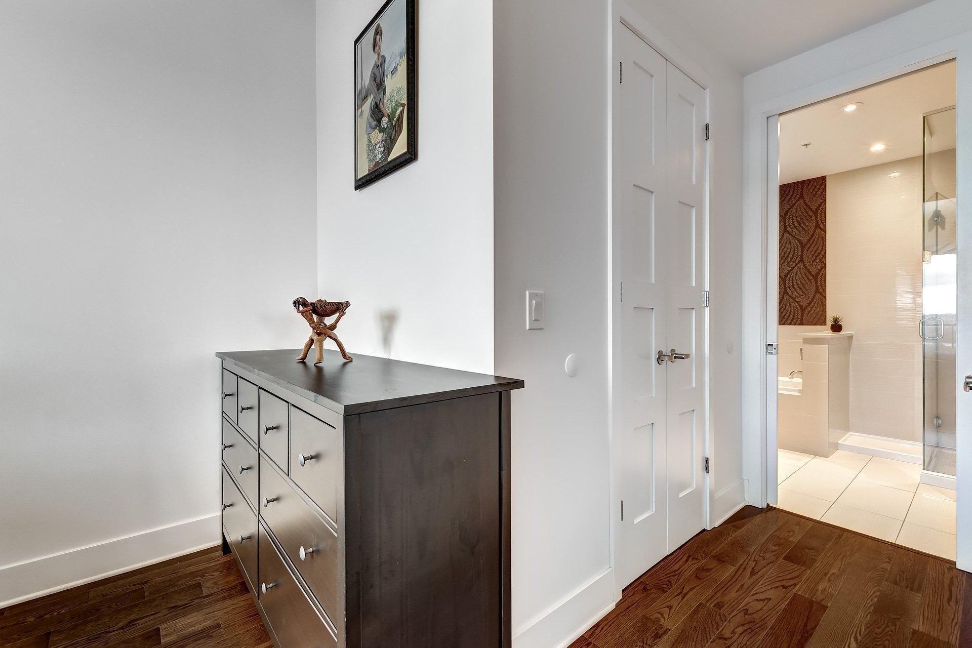 









4293


Rue Jean-Talon O.

, PH1005,
Montréal (Côte-des-Neiges/Notre-Dame-de-Grâce),




QC
H4P0B2

